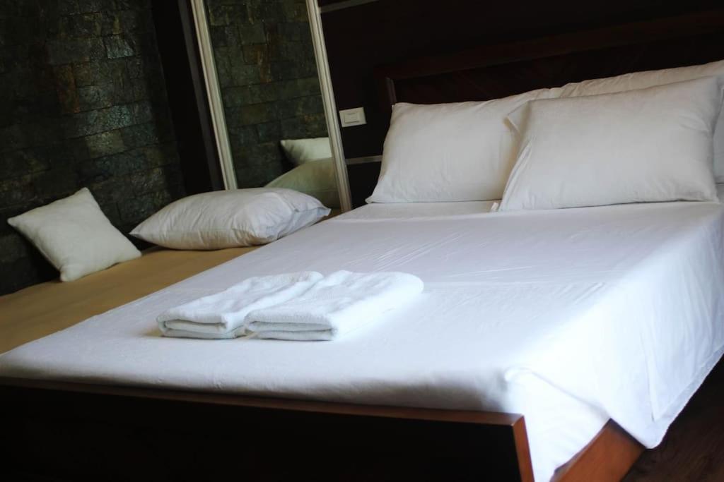 Antonio'S Place, 3 Mins To Mactan Airport, Fast Internet With Netflix Lapu-Lapu City Exterior photo